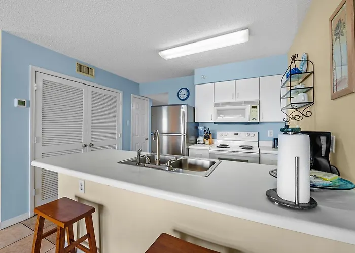 Royal Palms Apartment