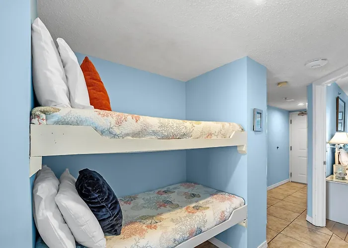 Royal Palms Apartment