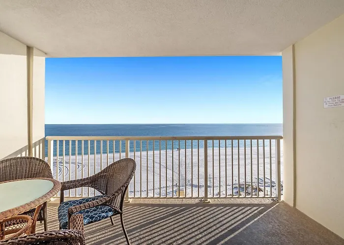 Royal Palms Apartment *
