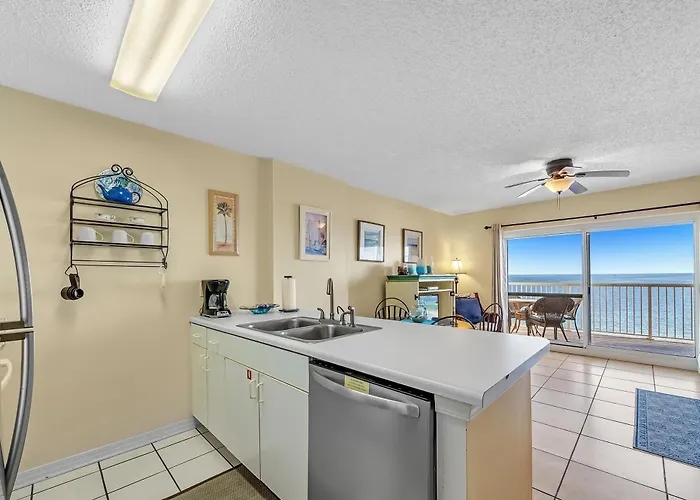 Royal Palms Apartment *