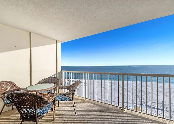 Royal Palms Apartment *